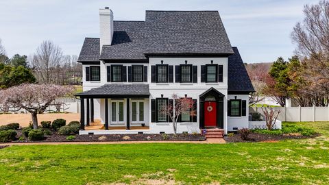 111 Chadwick Farms Dr Fayetteville TN 37334