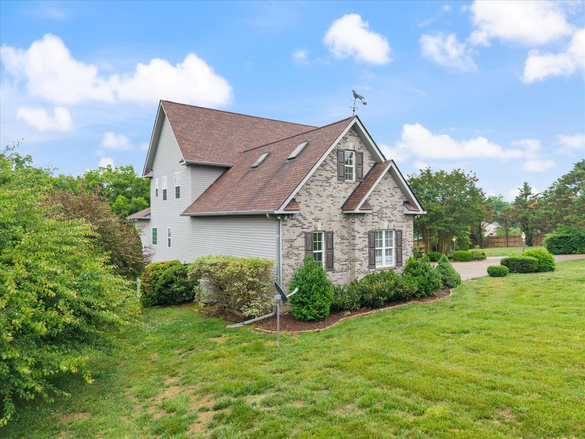 2216 Twin Peaks Ct