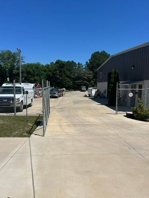 193 Industrial Way SW