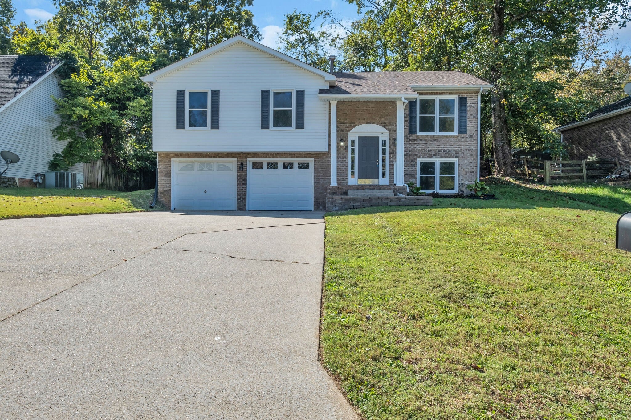 2270 Ermine Dr