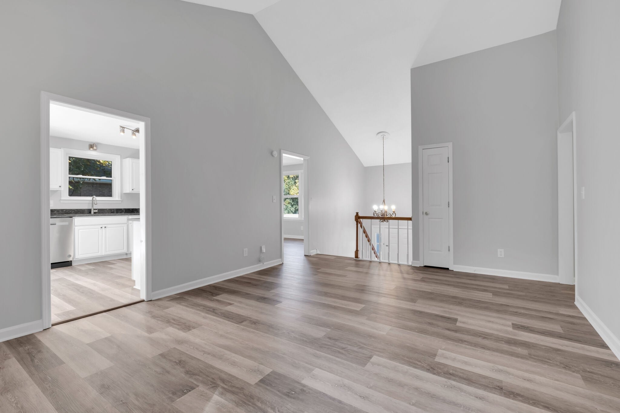 2270 Ermine Dr