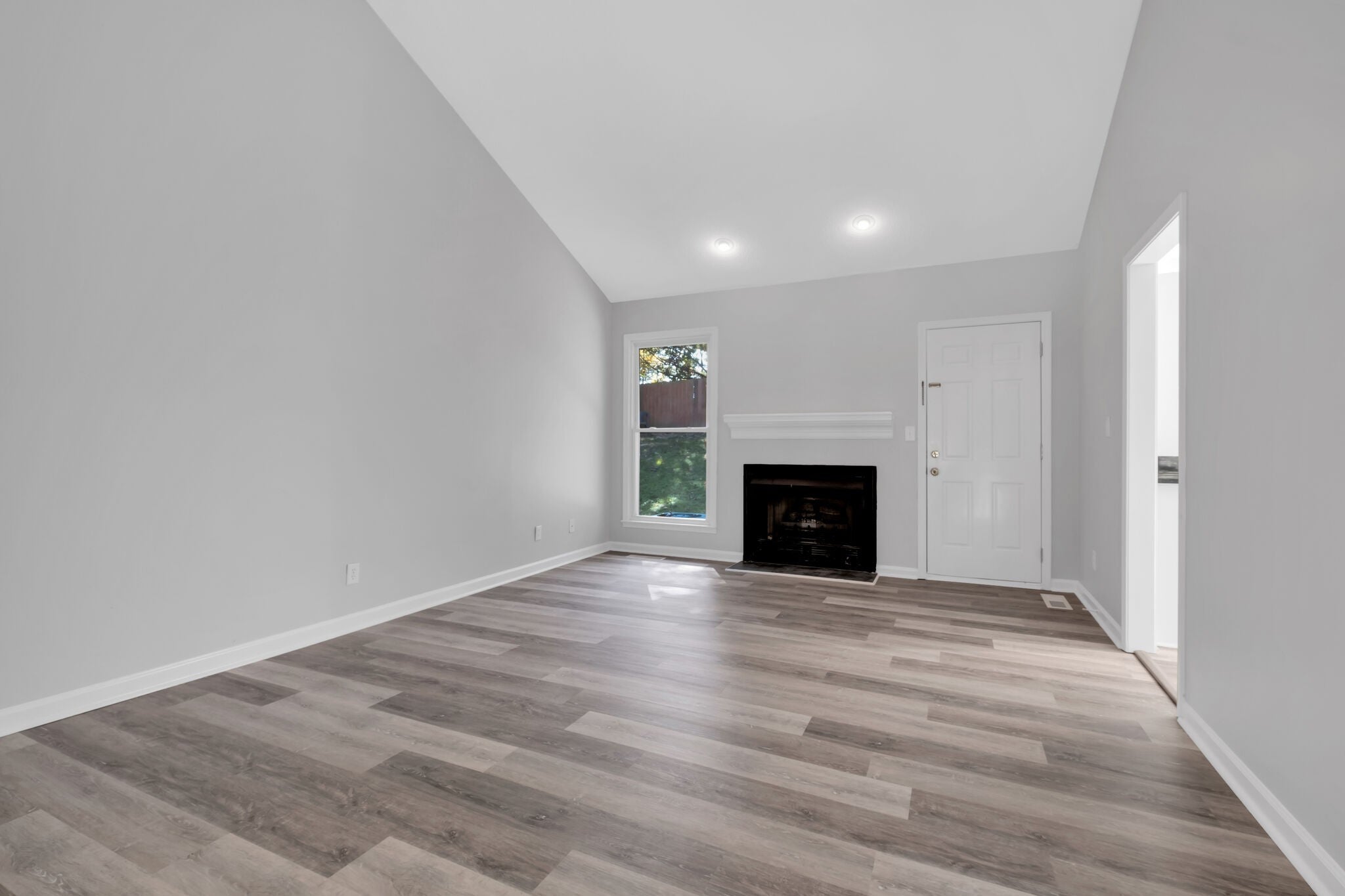 2270 Ermine Dr