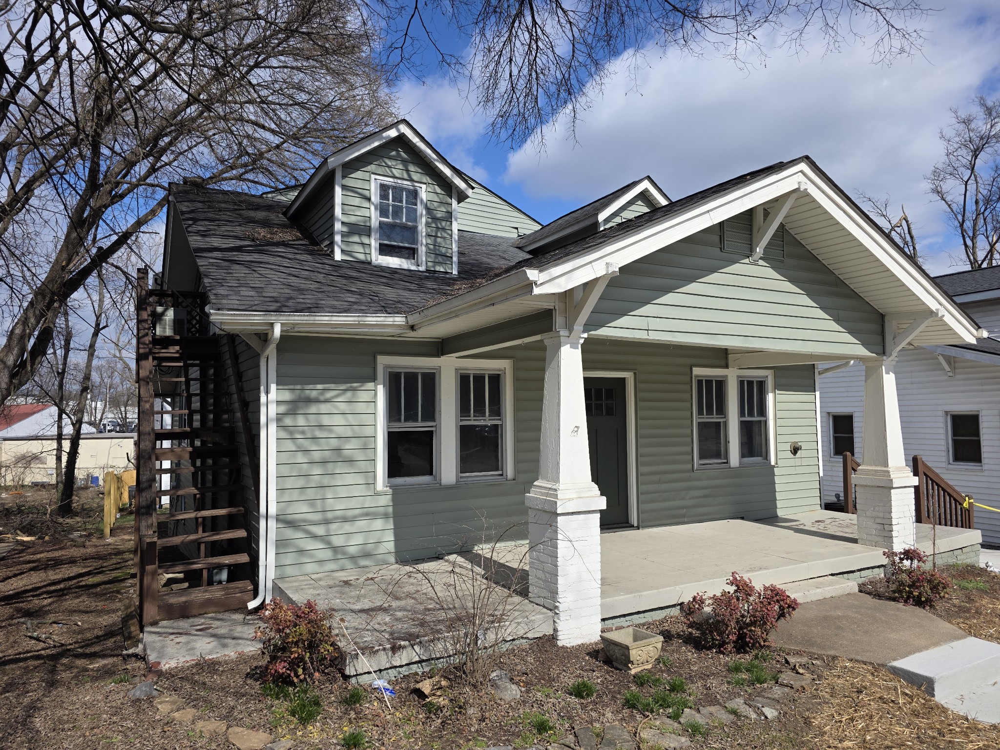 1117 McGavock Pike A