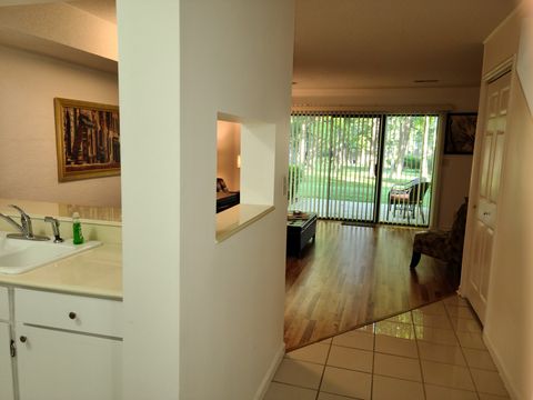 43 Wilshire Heights Dr Crossville TN 38558