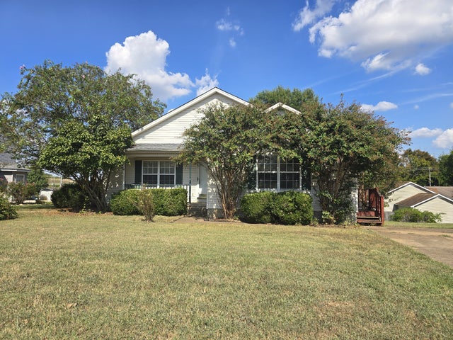 2754 Belle Meade Pl