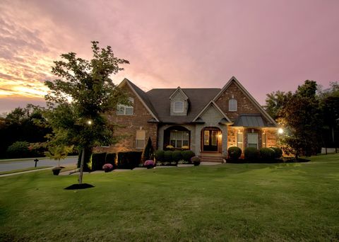 201 Amana Dr Lebanon TN 37087