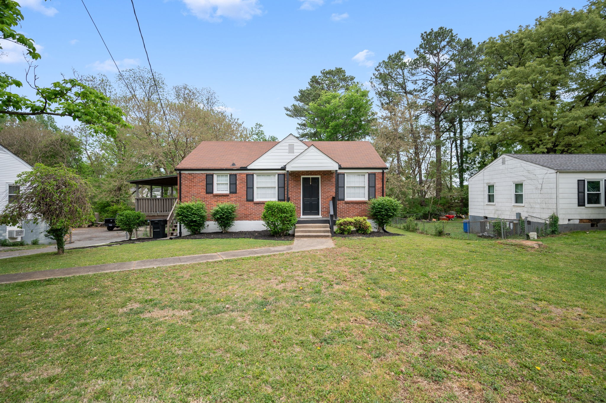 920 Nancy Dr