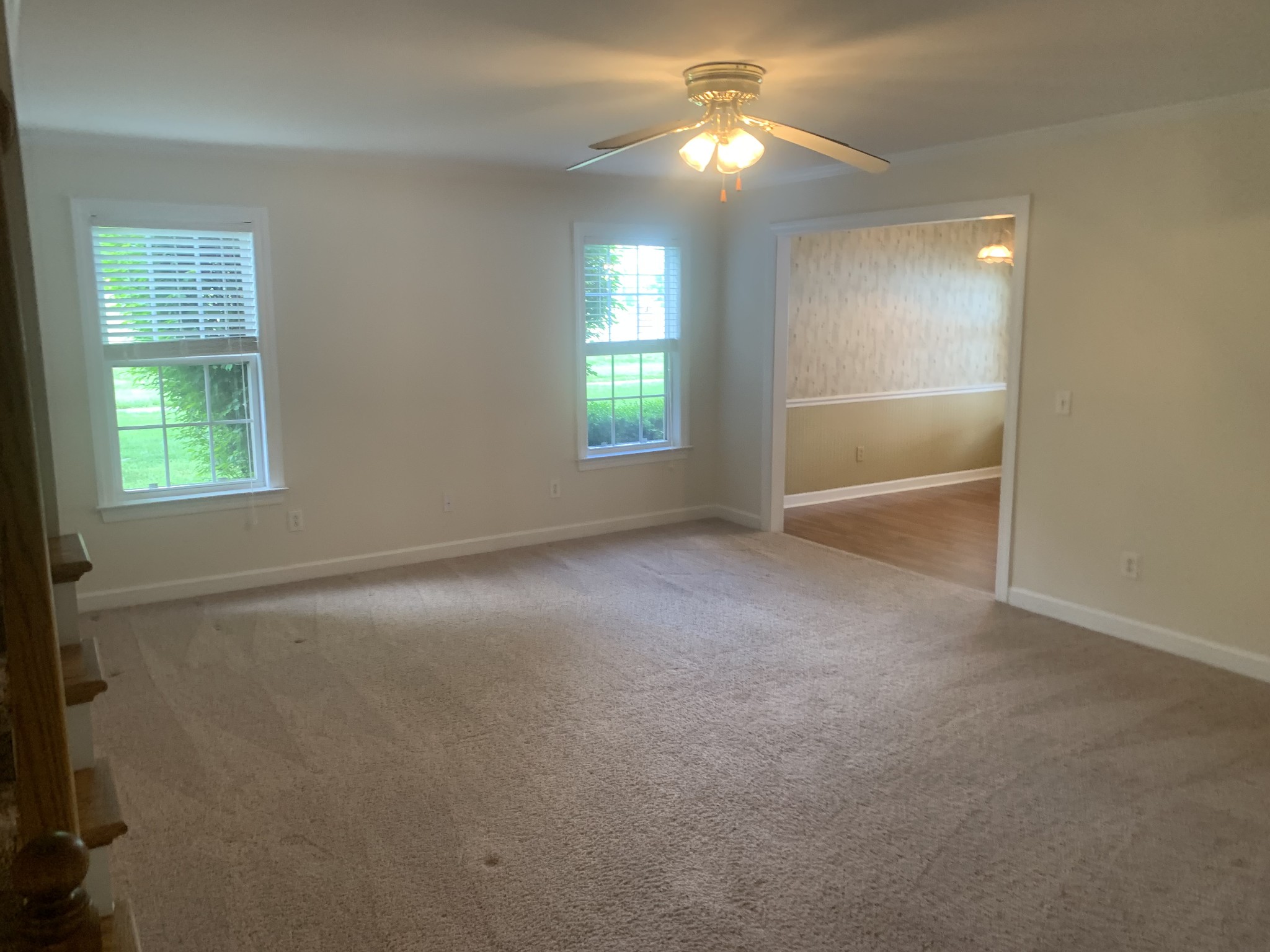 401 Ravencliff Ct