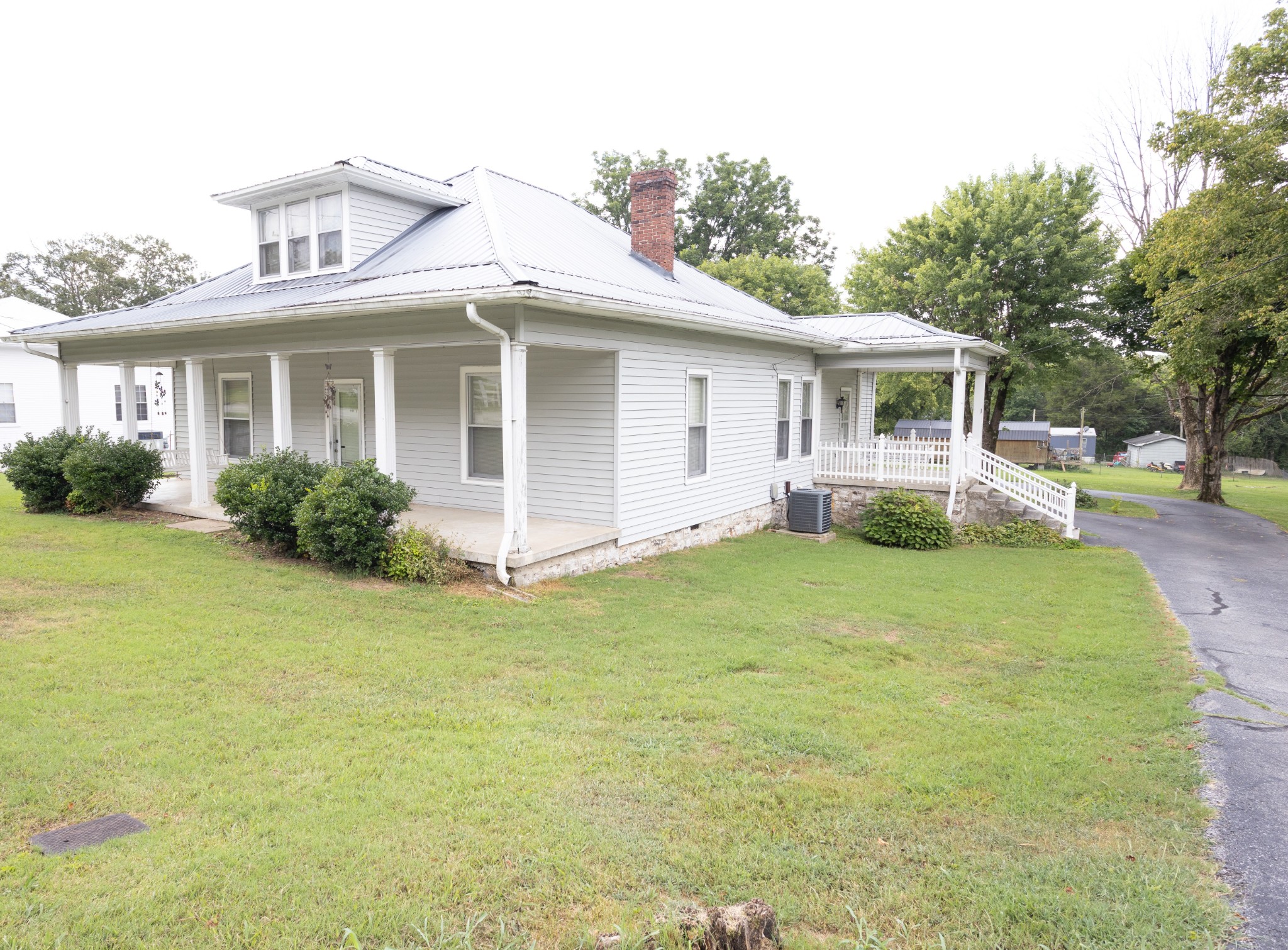 8 Brush Creek Rd
