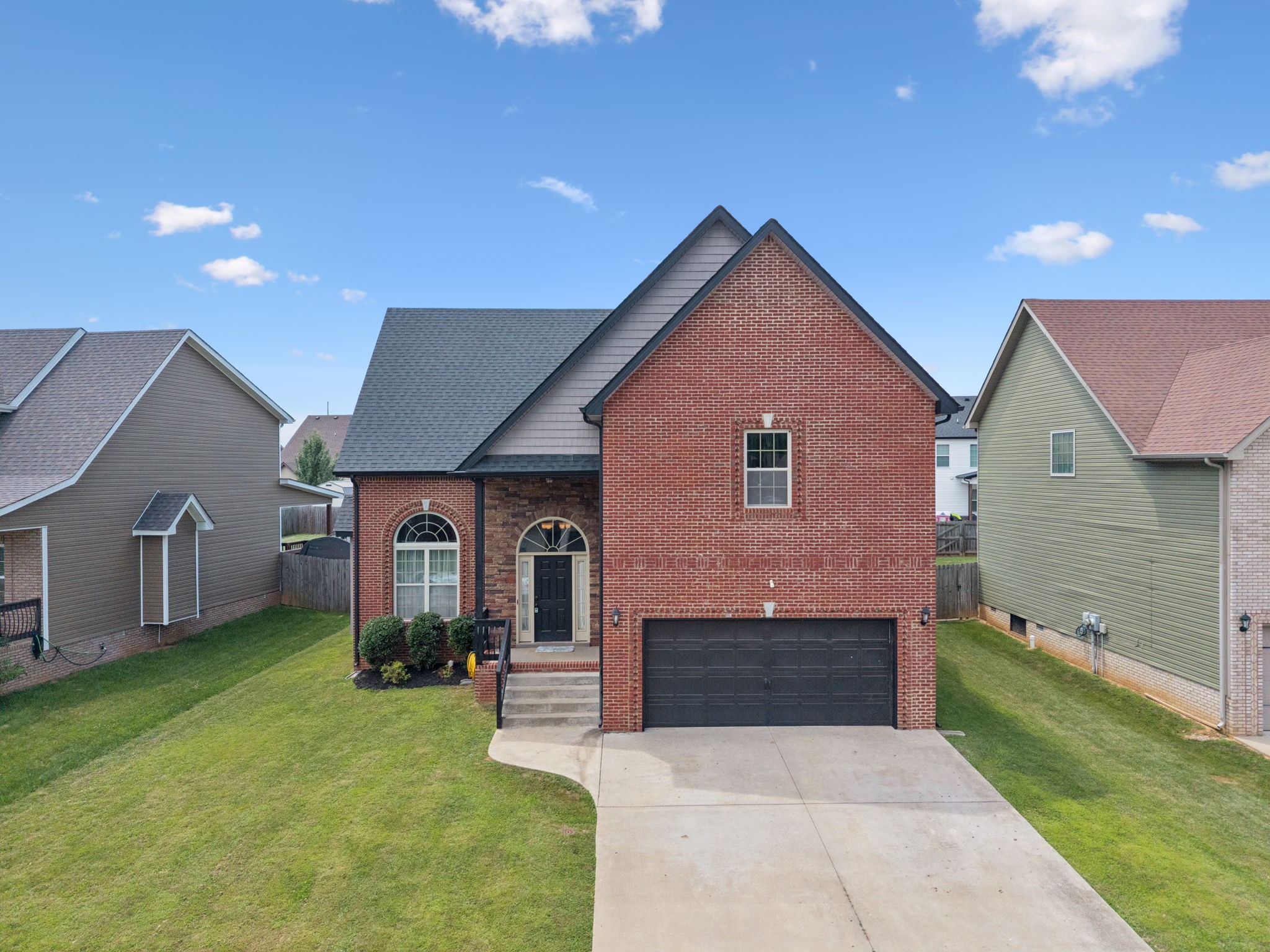 1069 Thrasher Dr
