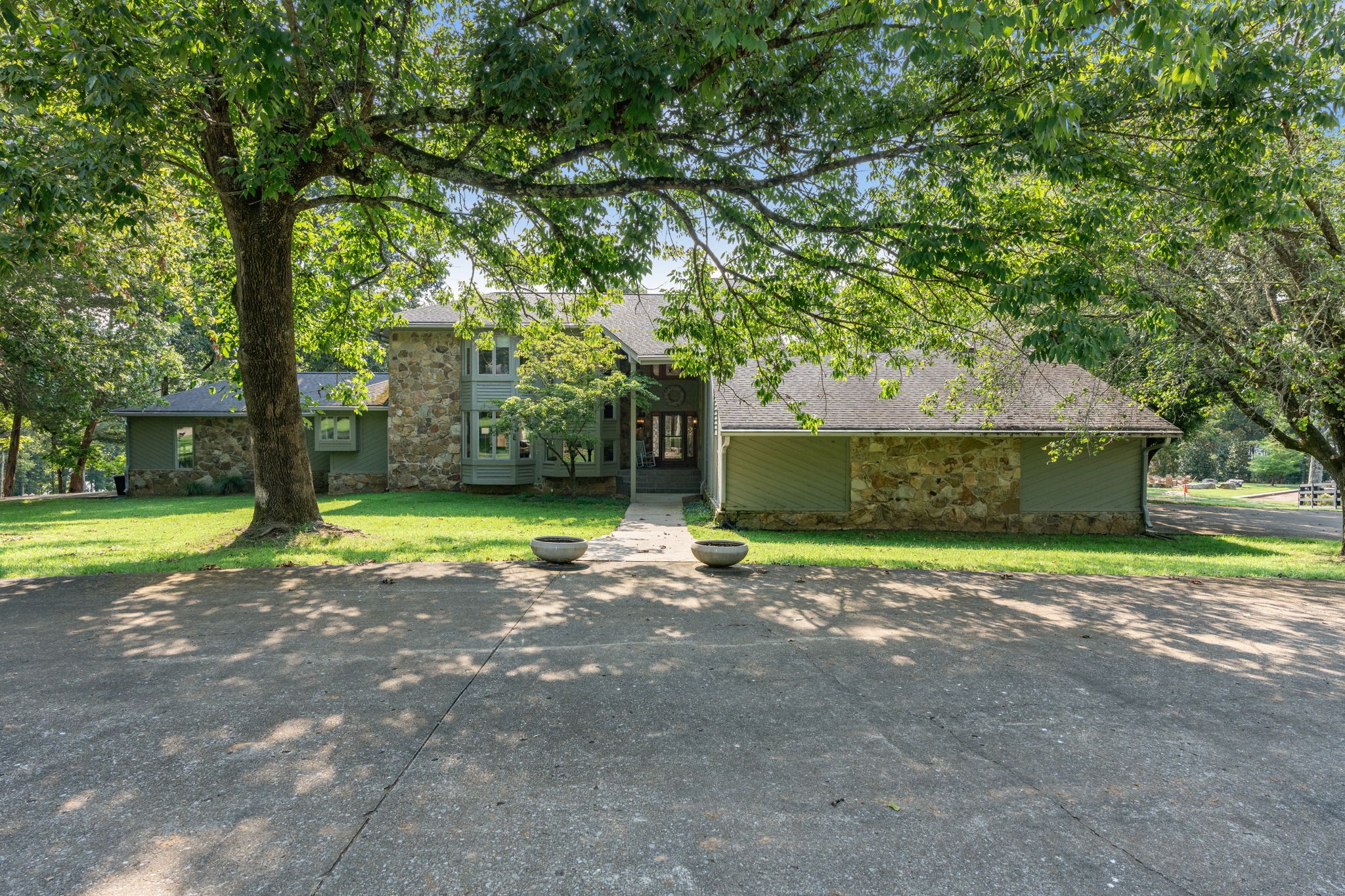 8530 Saundersville Rd