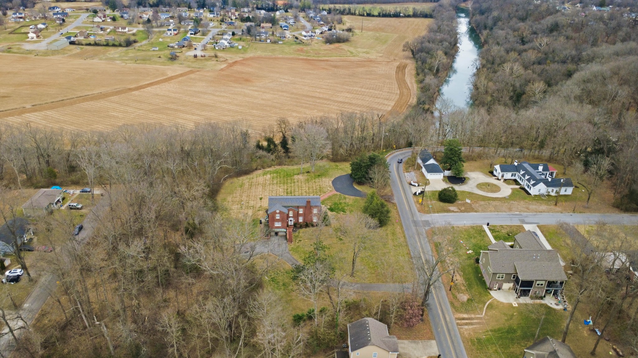 190 Porters Bluff Rd