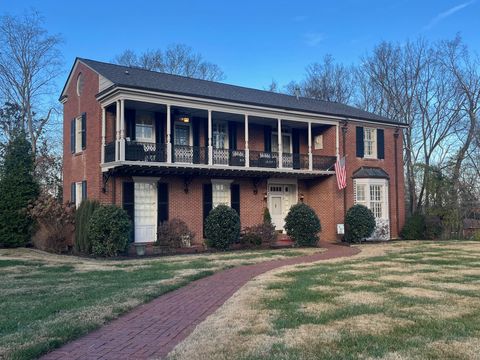 190 Porters Bluff Rd Clarksville TN 37040