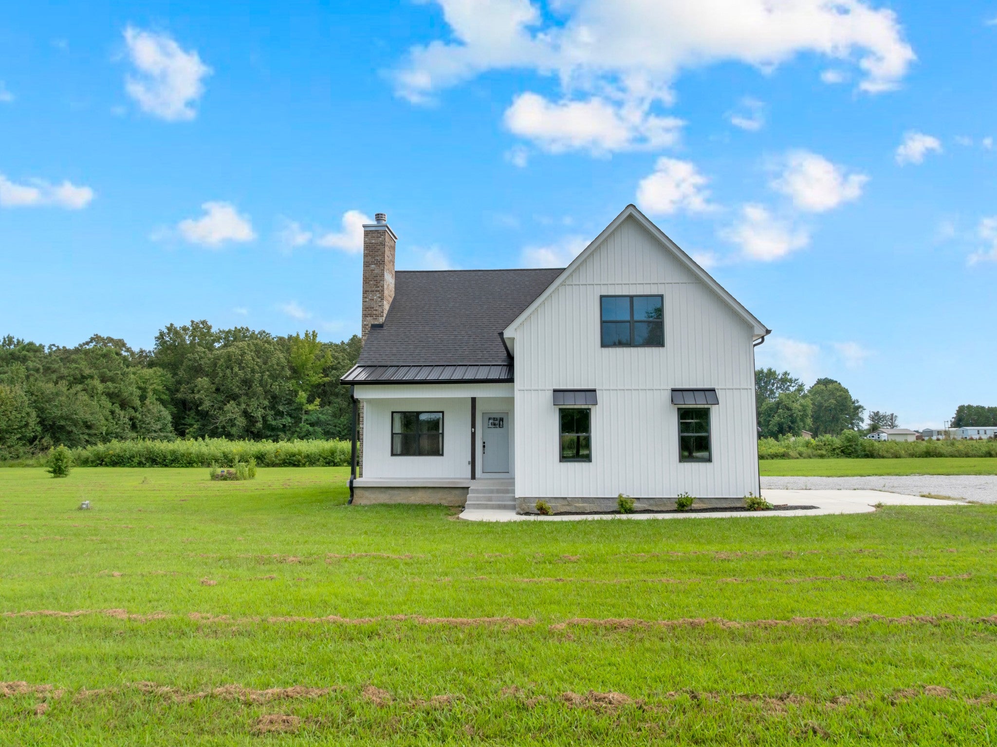 210 Deer Creek Ln