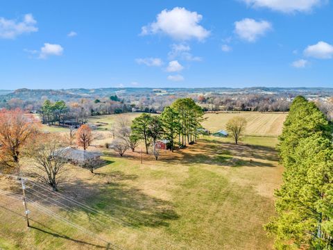 2345 Nashville Hwy Columbia TN 38401