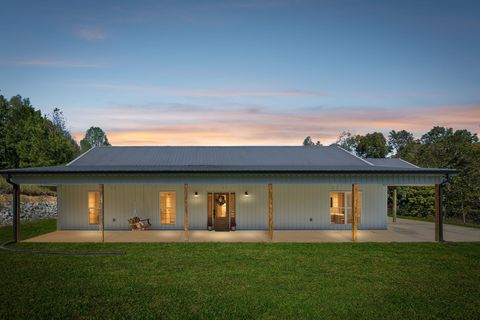 1147 Woodmont Dr Centerville TN 37033