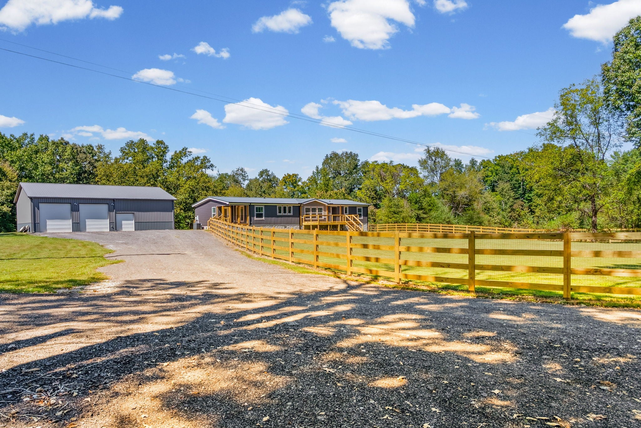 160 Waldon Rd