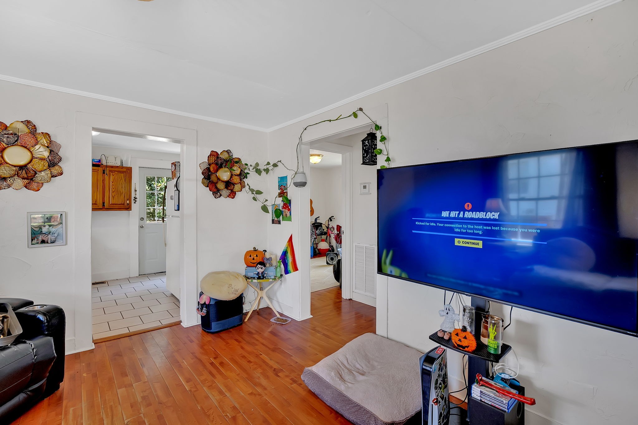 203 3rd Ave NE