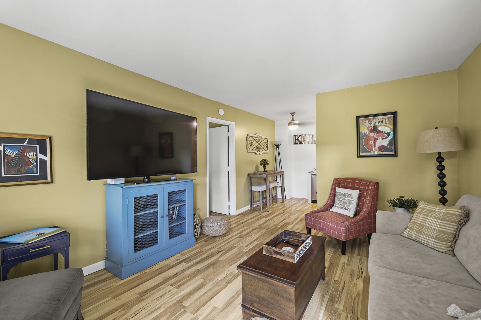 2601 Hillsboro Pike J9