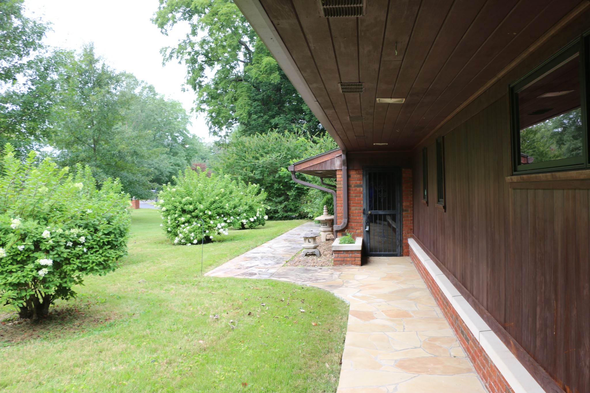 35 Coventry Cir