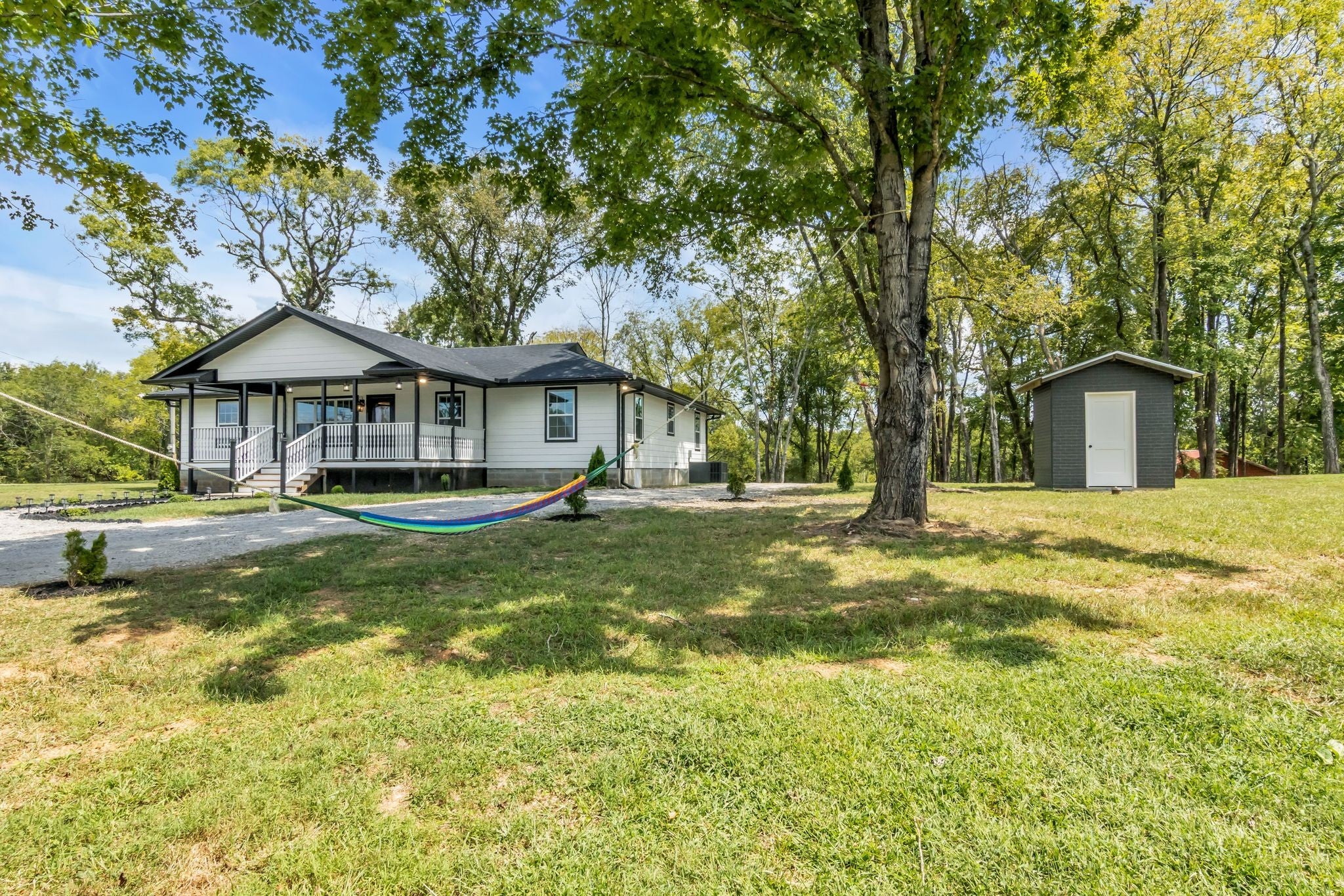 1613 Rucker Rd