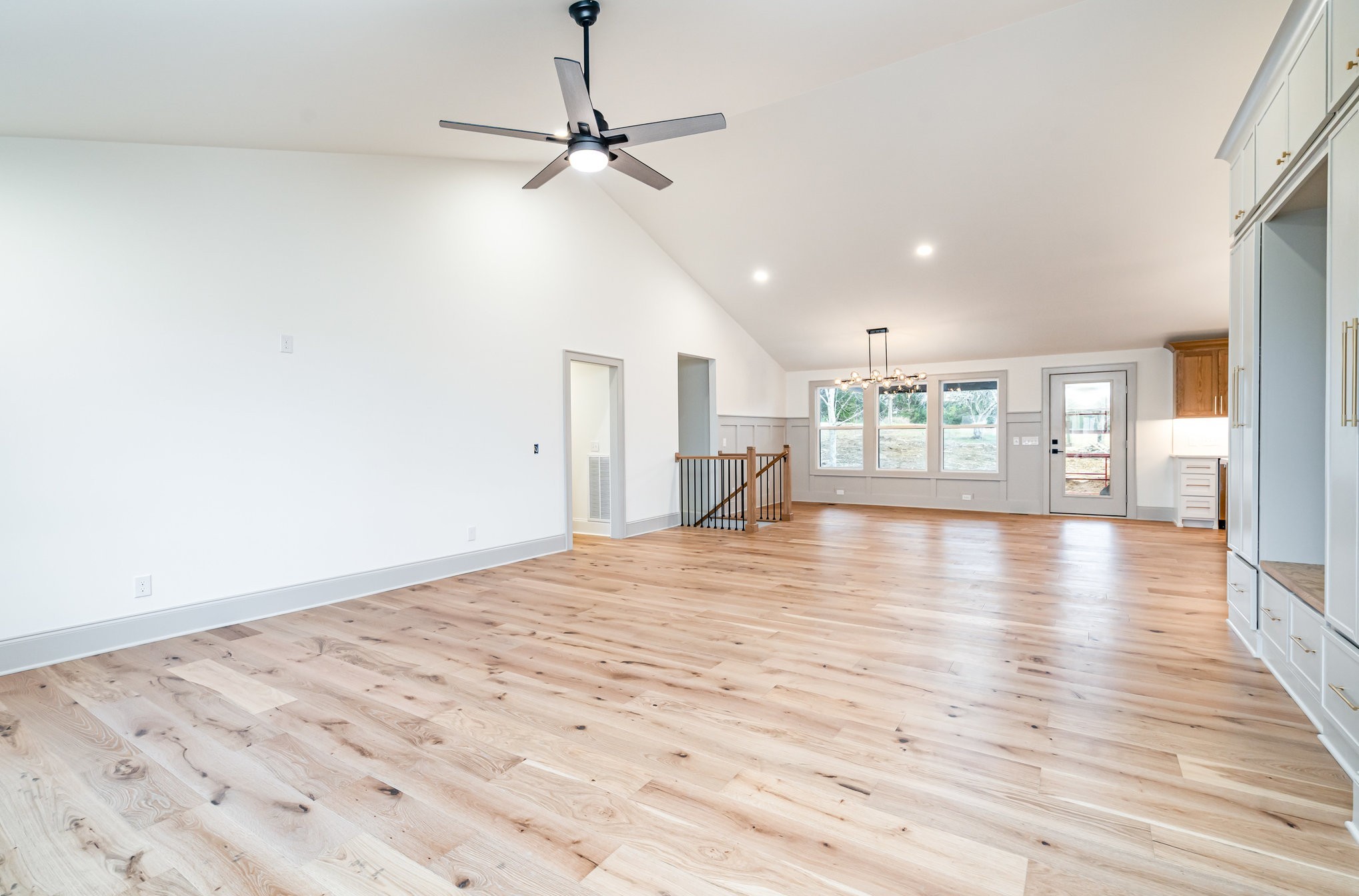 527 Hunting Hills Dr