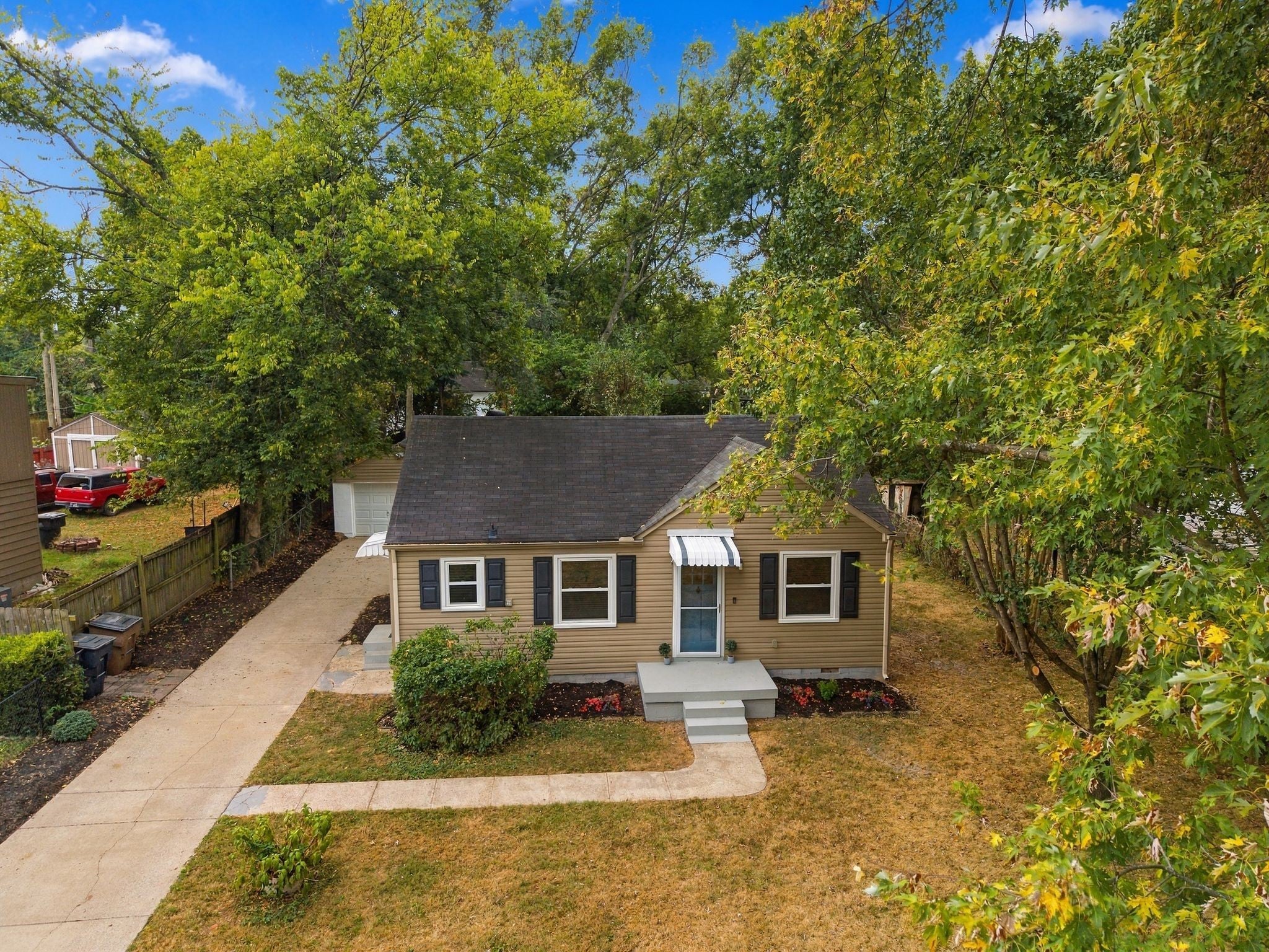 2-bed listing at 907 Kipling Dr, Nashville