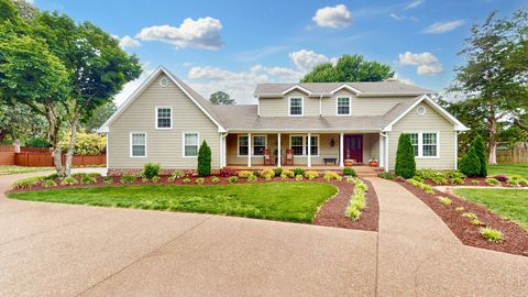 152 Bluegrass Dr Hendersonville TN 37075
