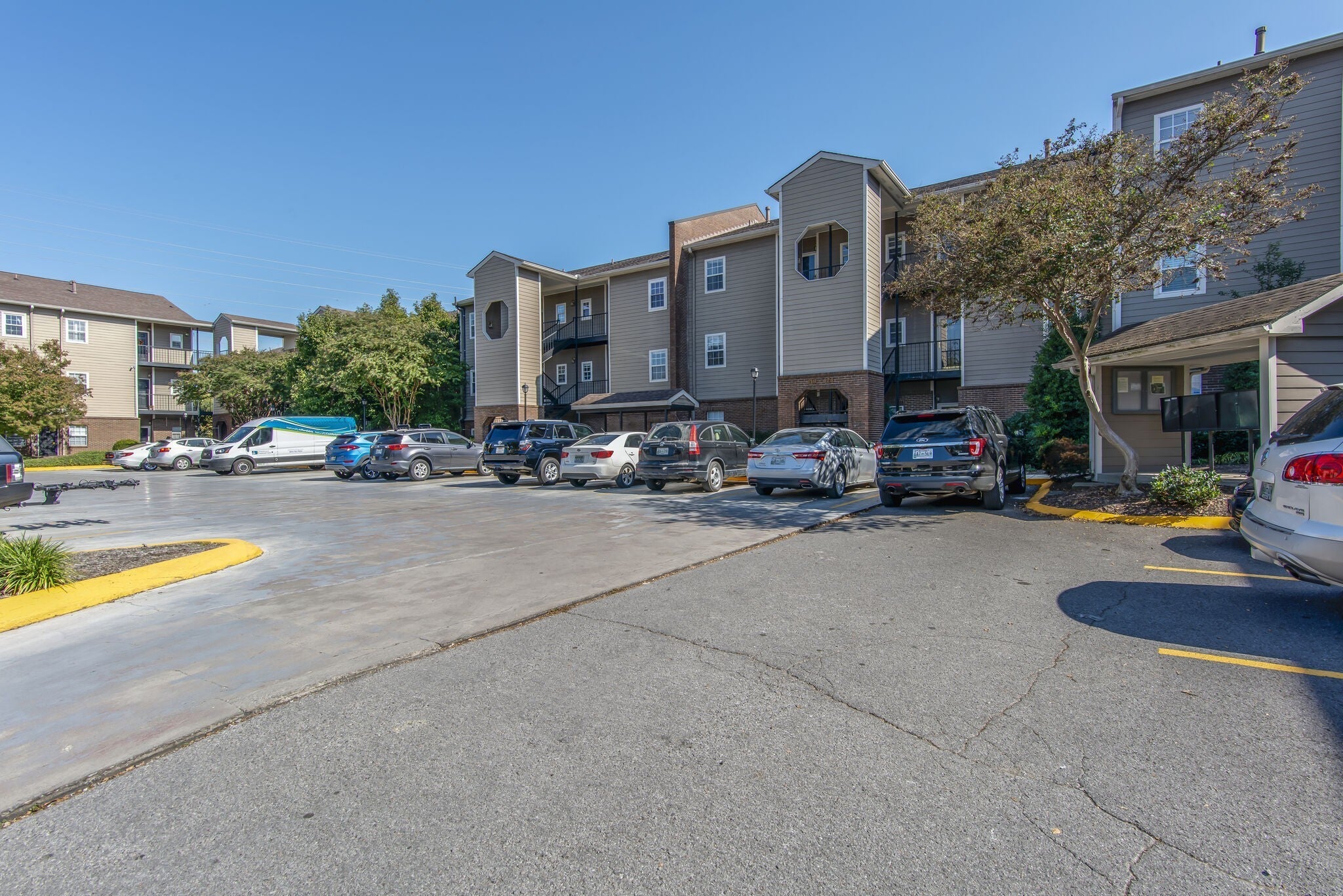 129 West End Place