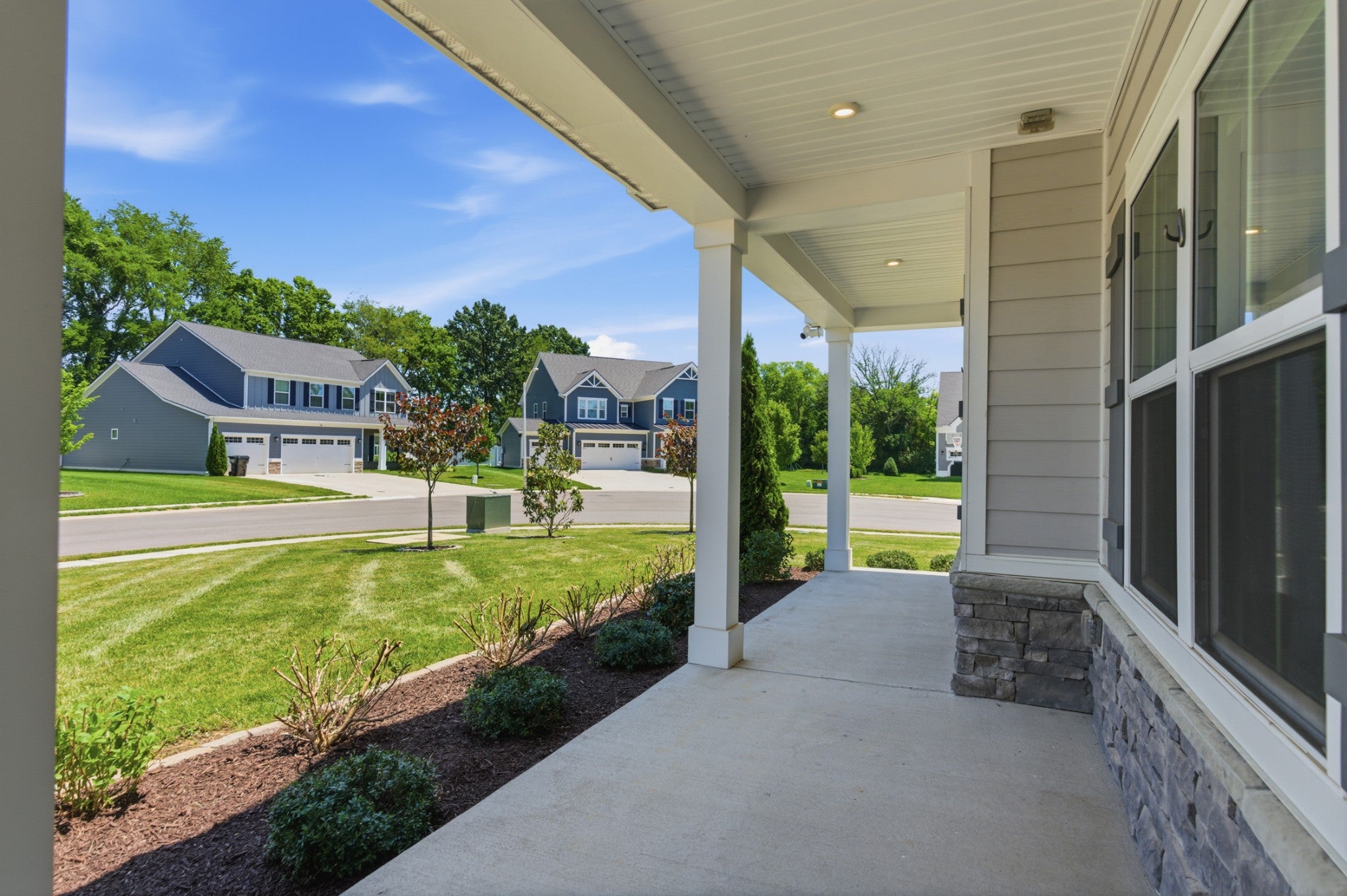 2107 Hideaway Ln