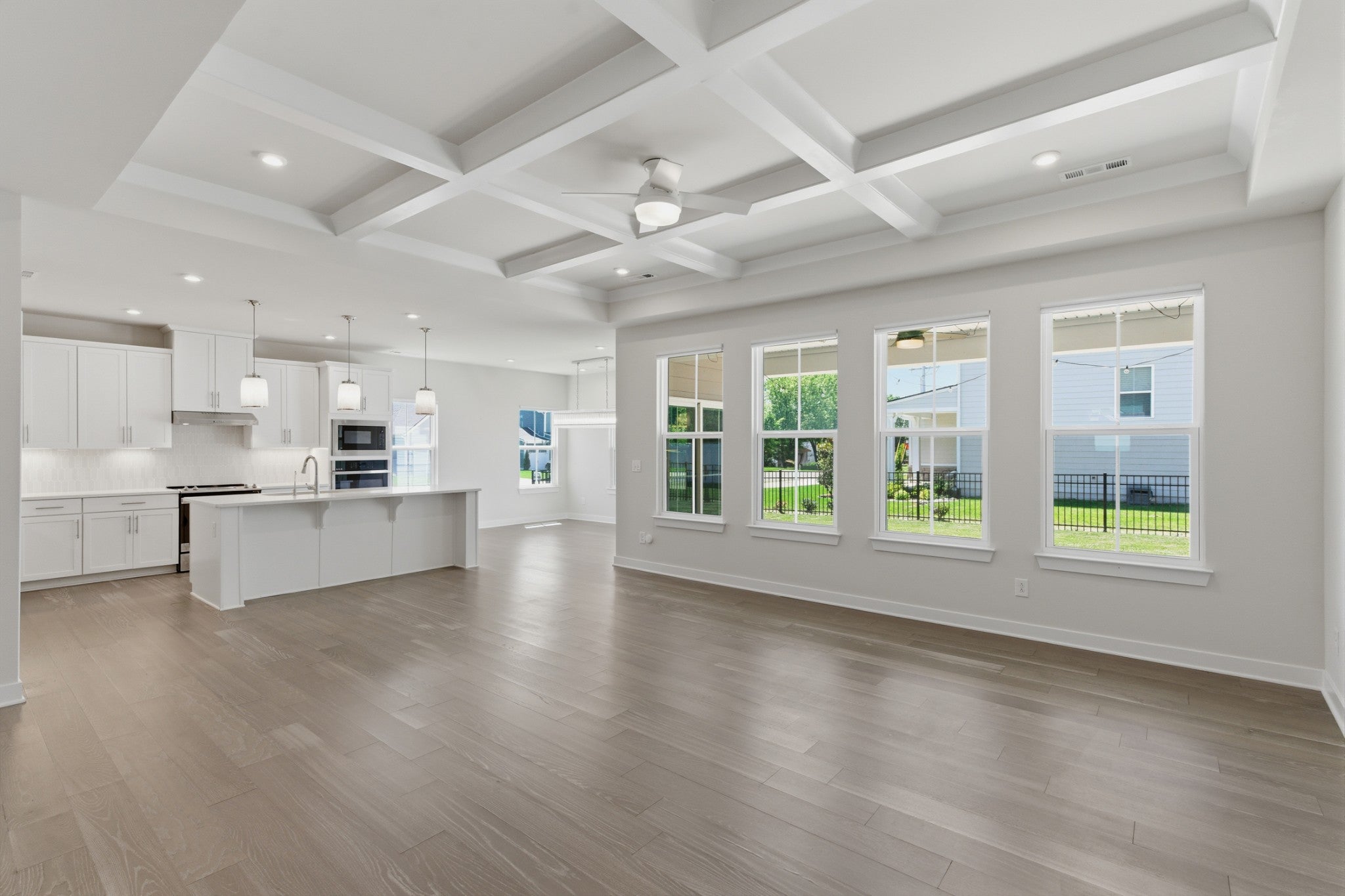 2107 Hideaway Ln