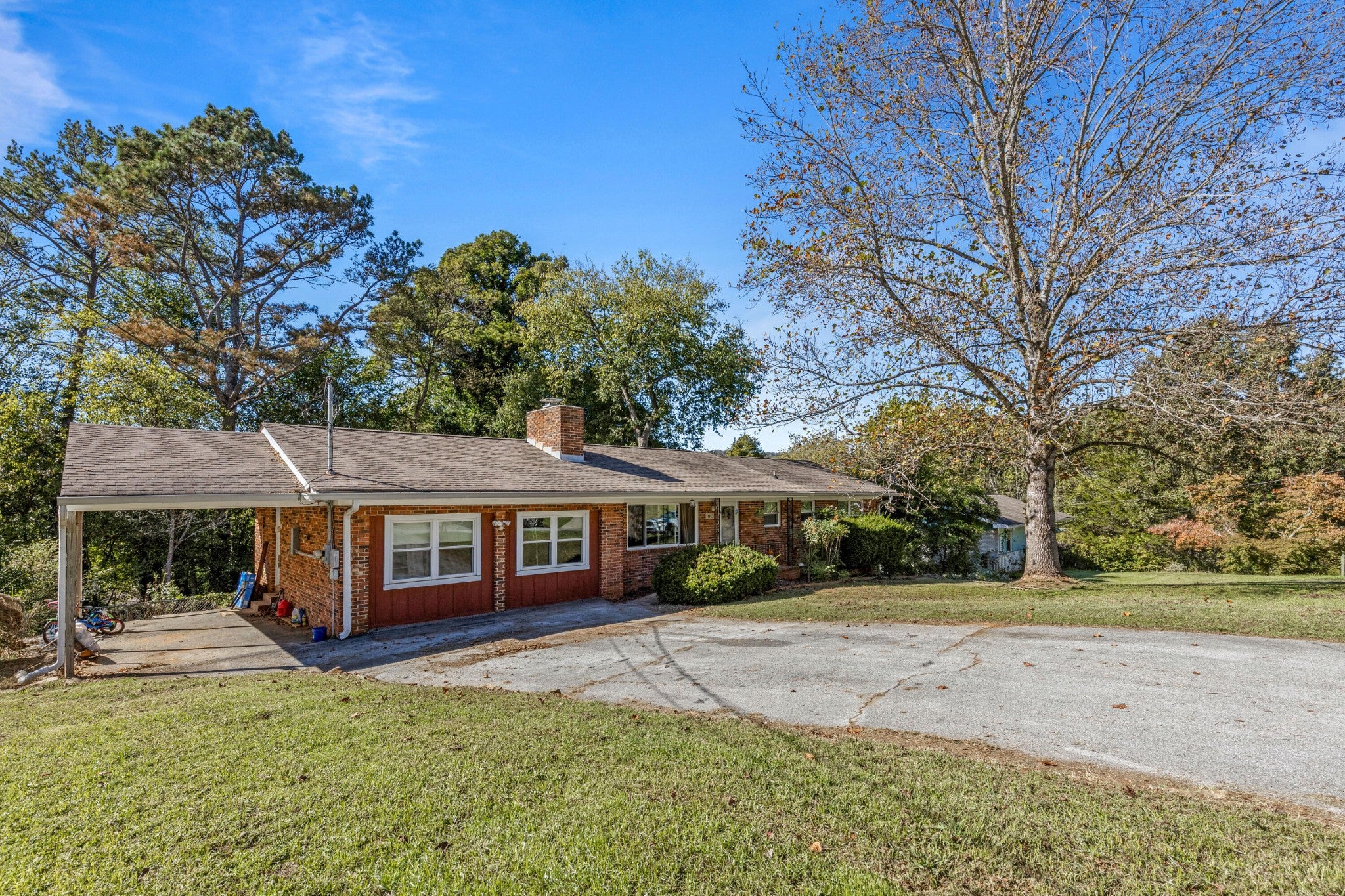 5229 Loblolly Lane