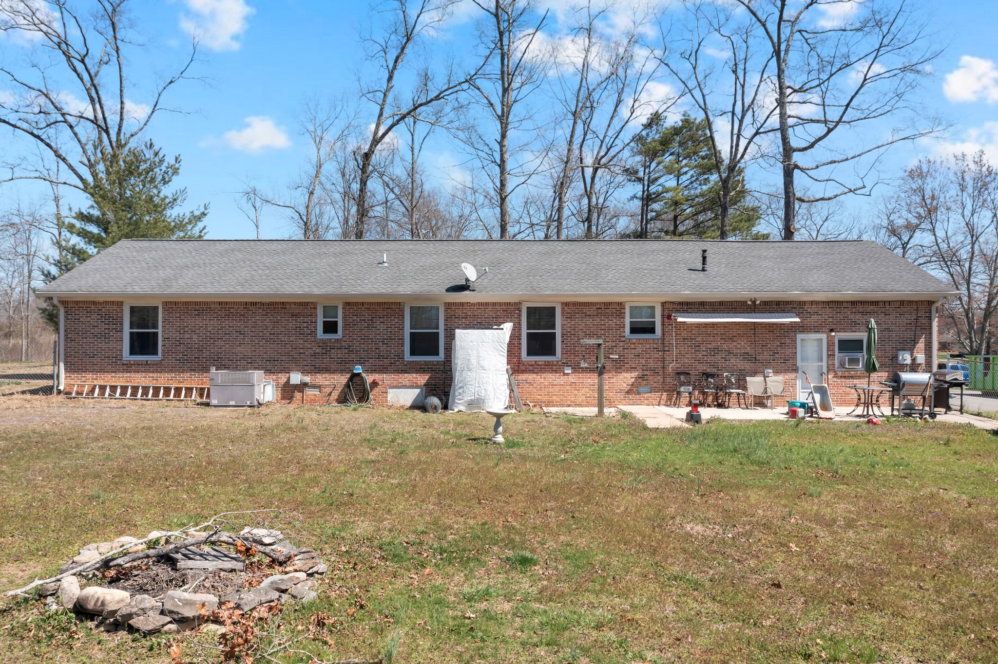 203 Larkway Dr