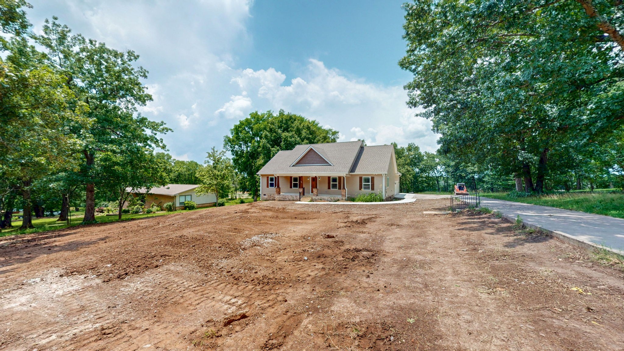307 Ledgeview Dr