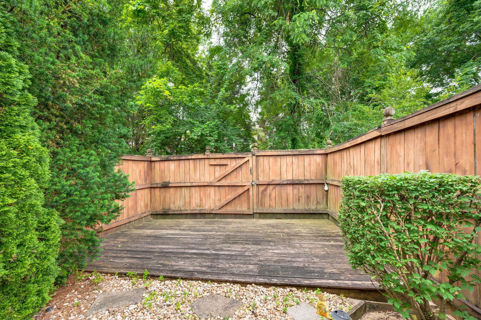 Brentwood, Tennessee 37027, United States, 3 Bedrooms Bedrooms, ,3 BathroomsBathrooms,Residential,Pending,107593