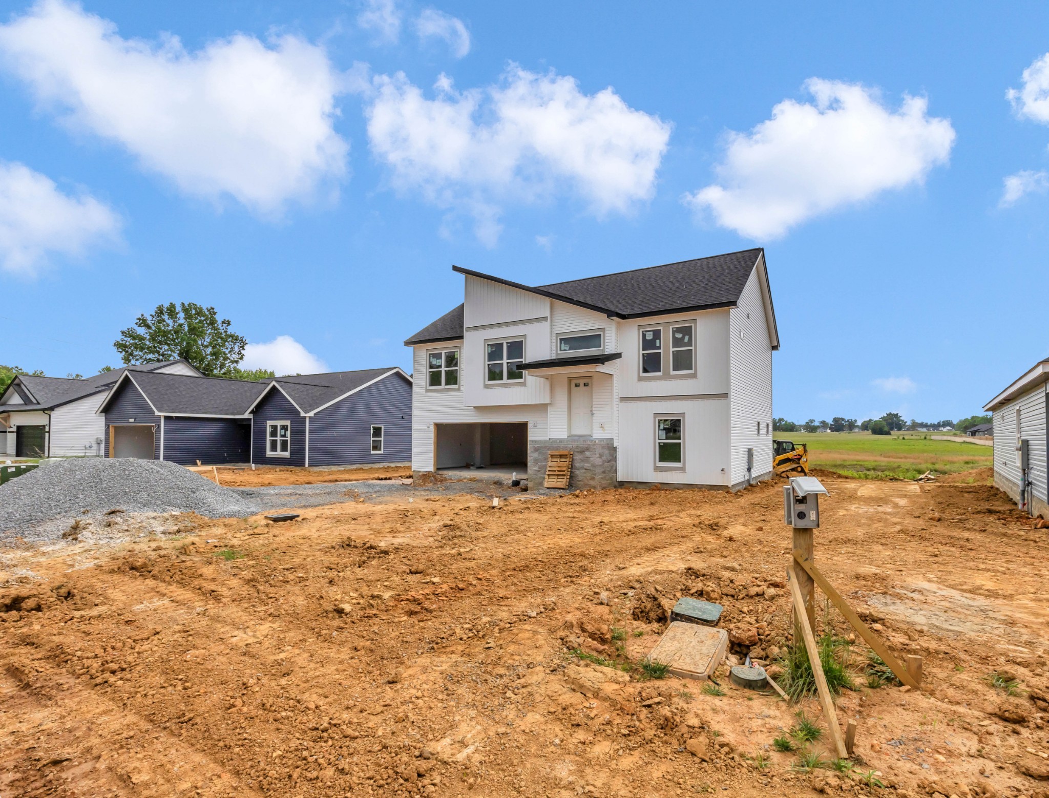 1010 Cherry Acres Dr