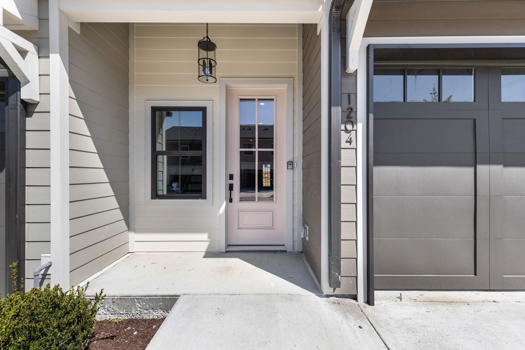 1200 Valerie Lane 77