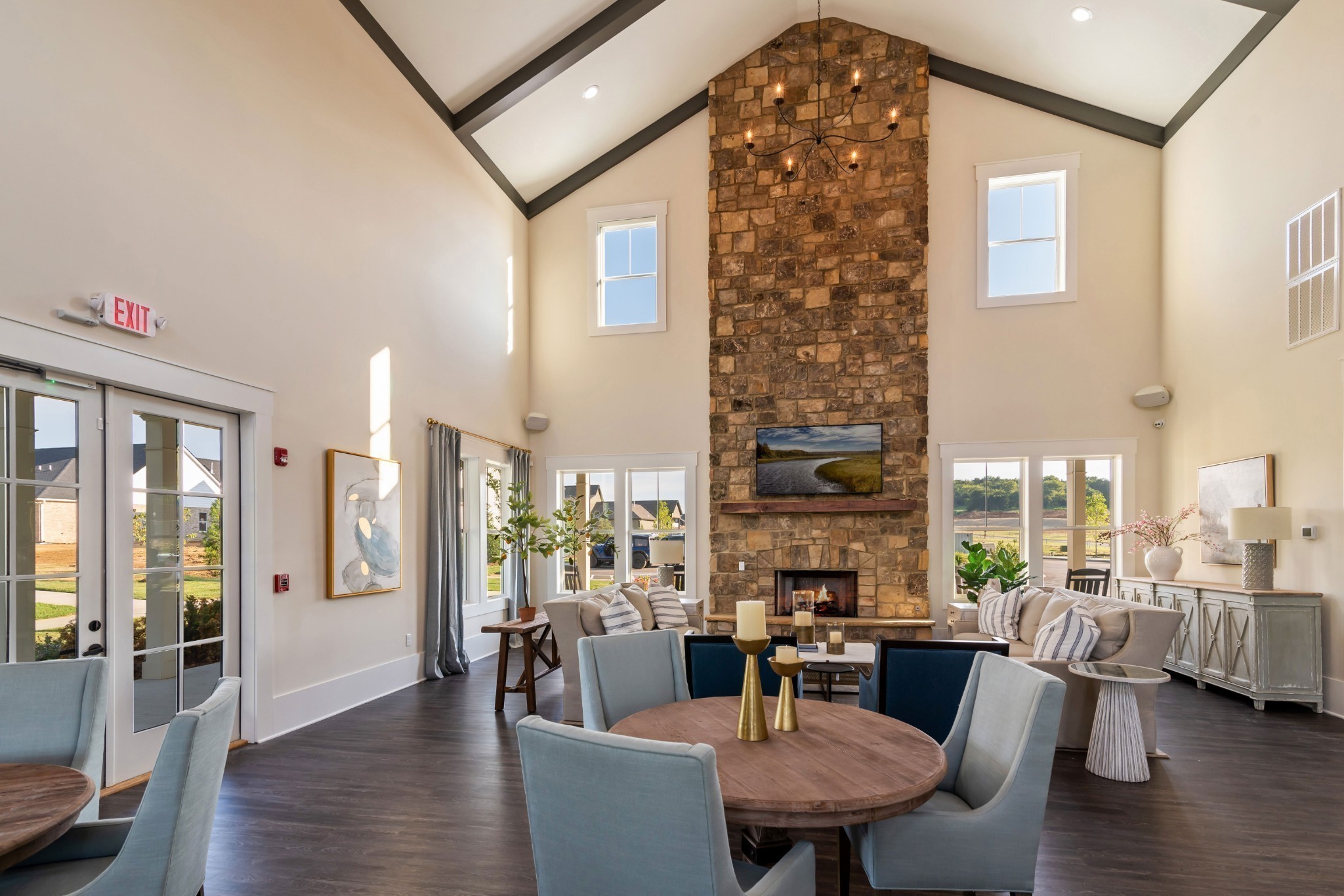 8216 Ashbury Court