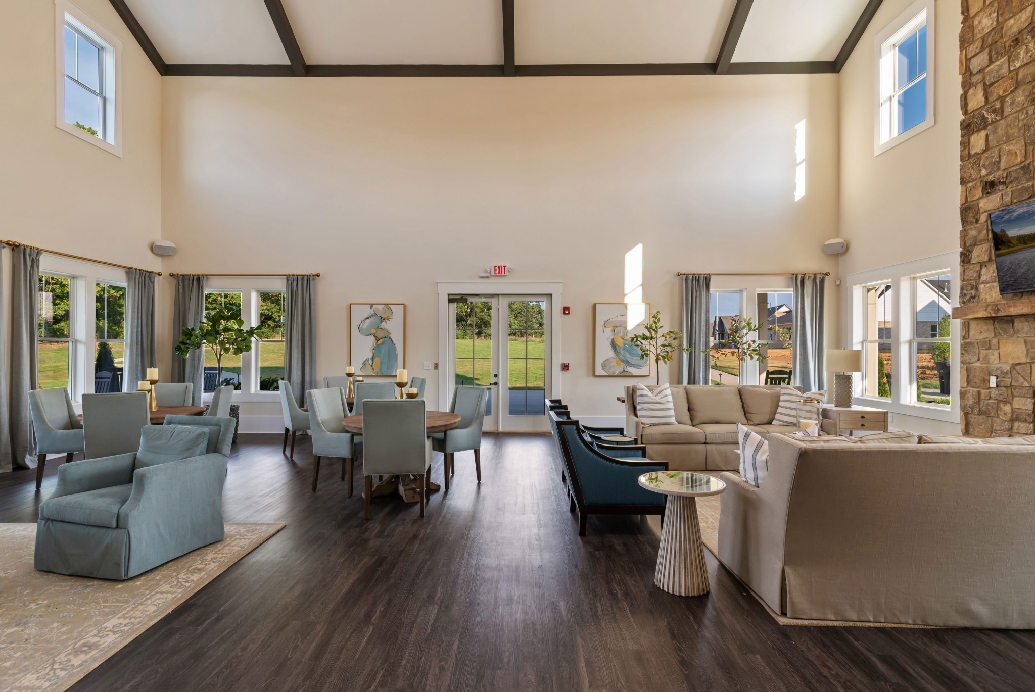 8216 Ashbury Court