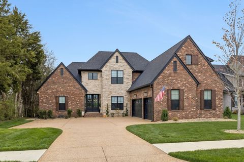 845 Brook Trl Lebanon TN 37087