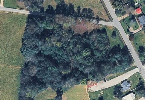 155 New Deal Potts Rd Cottontown TN 37048