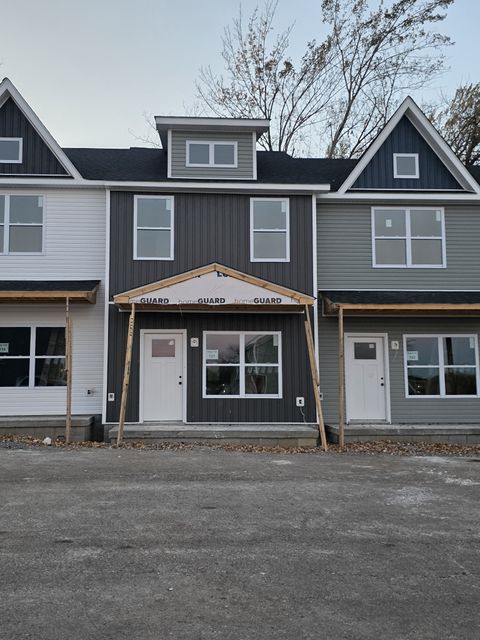 121 Front Ridge Circle Clarksville TN 37040