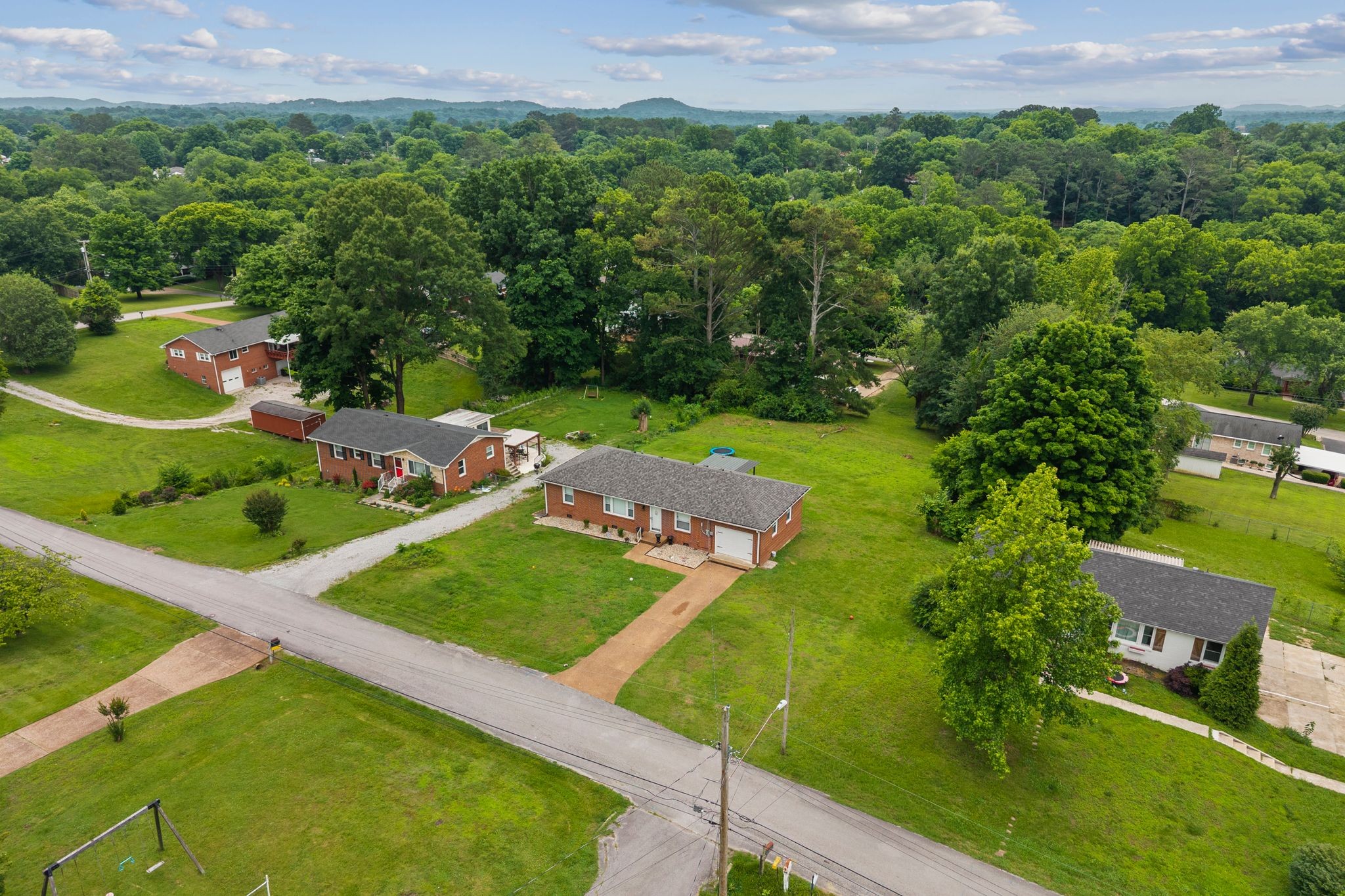 103 Oak Dr