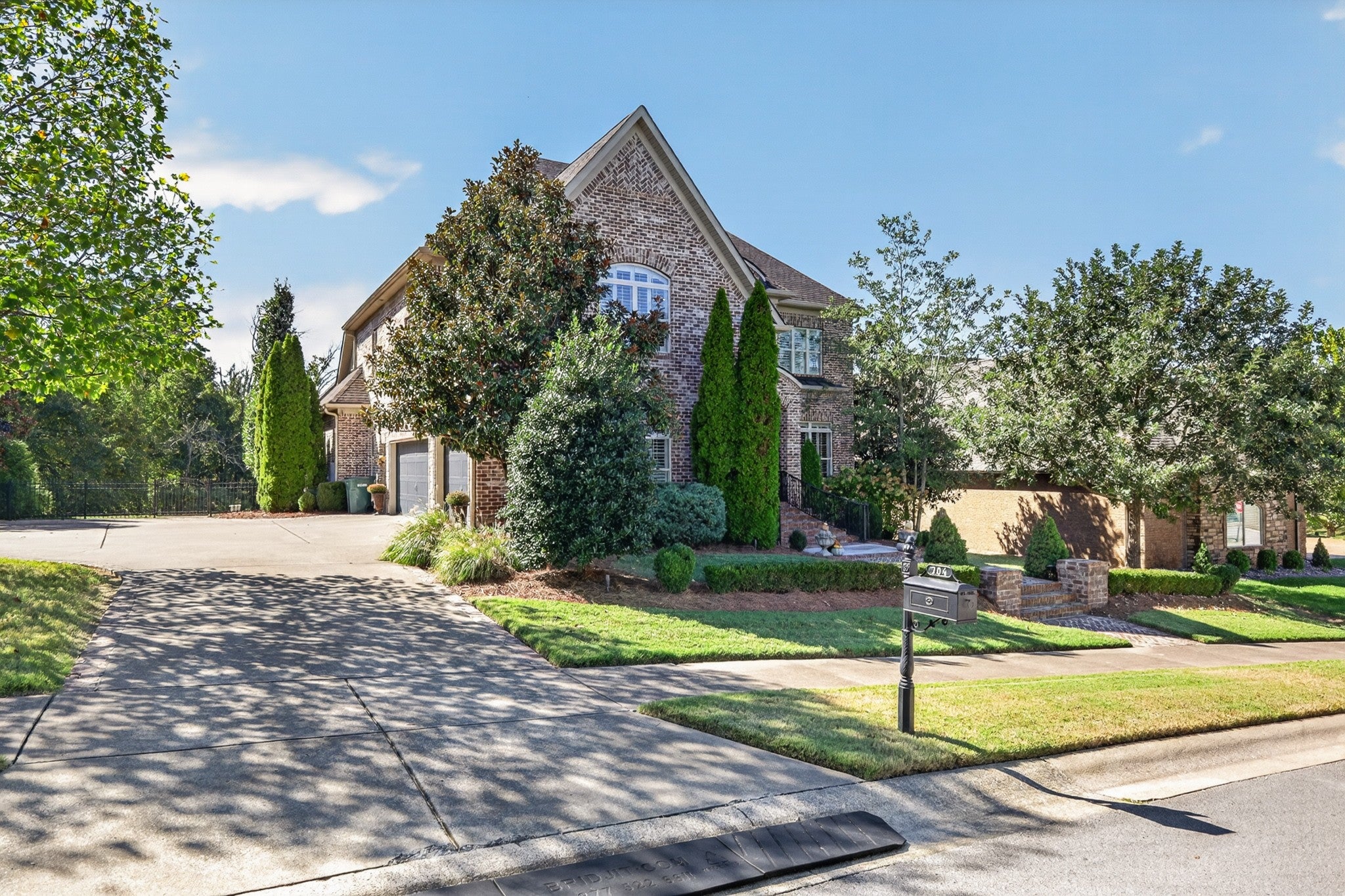 204 Moore Haven Dr