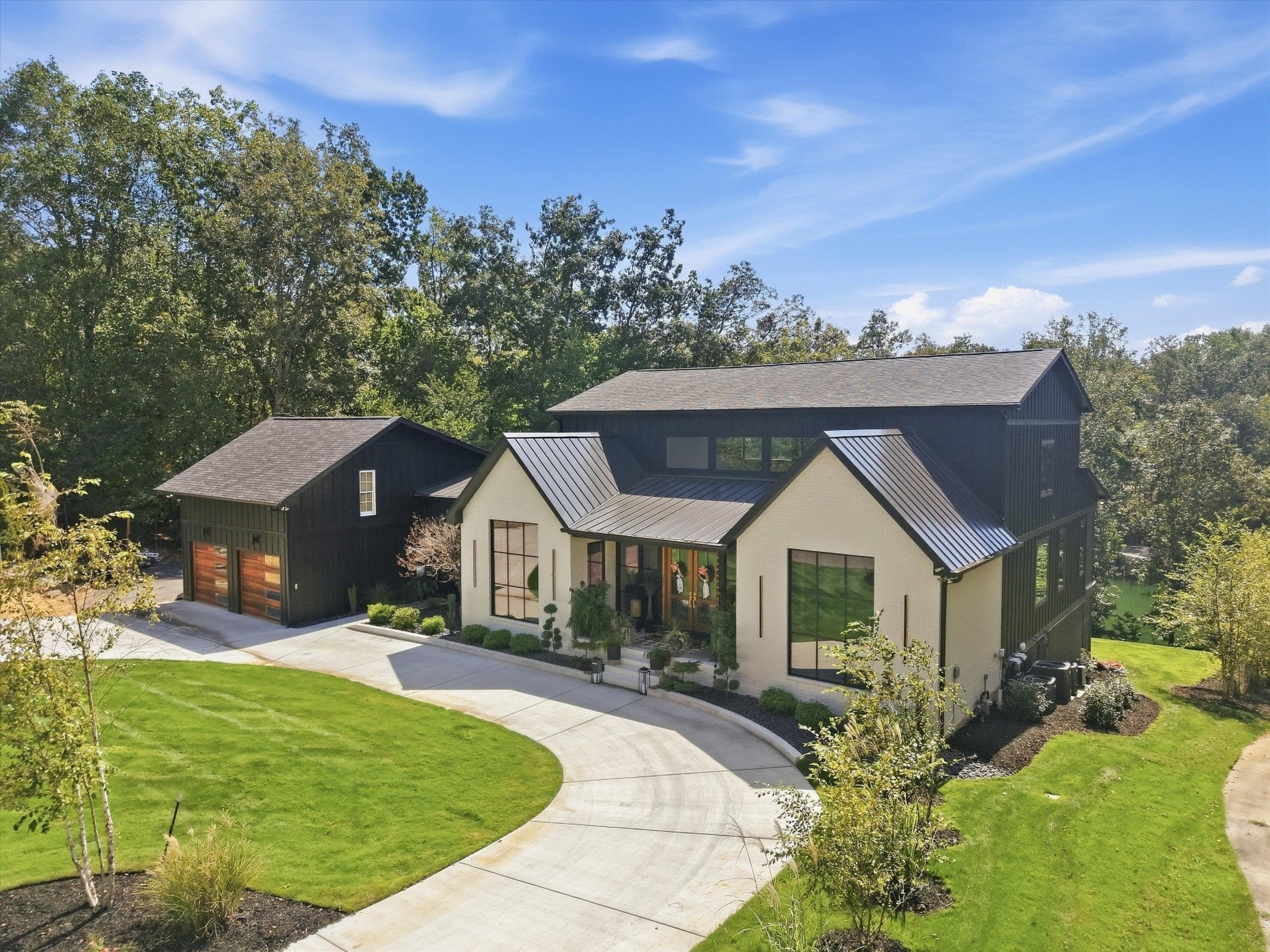 131 Bluff Dr