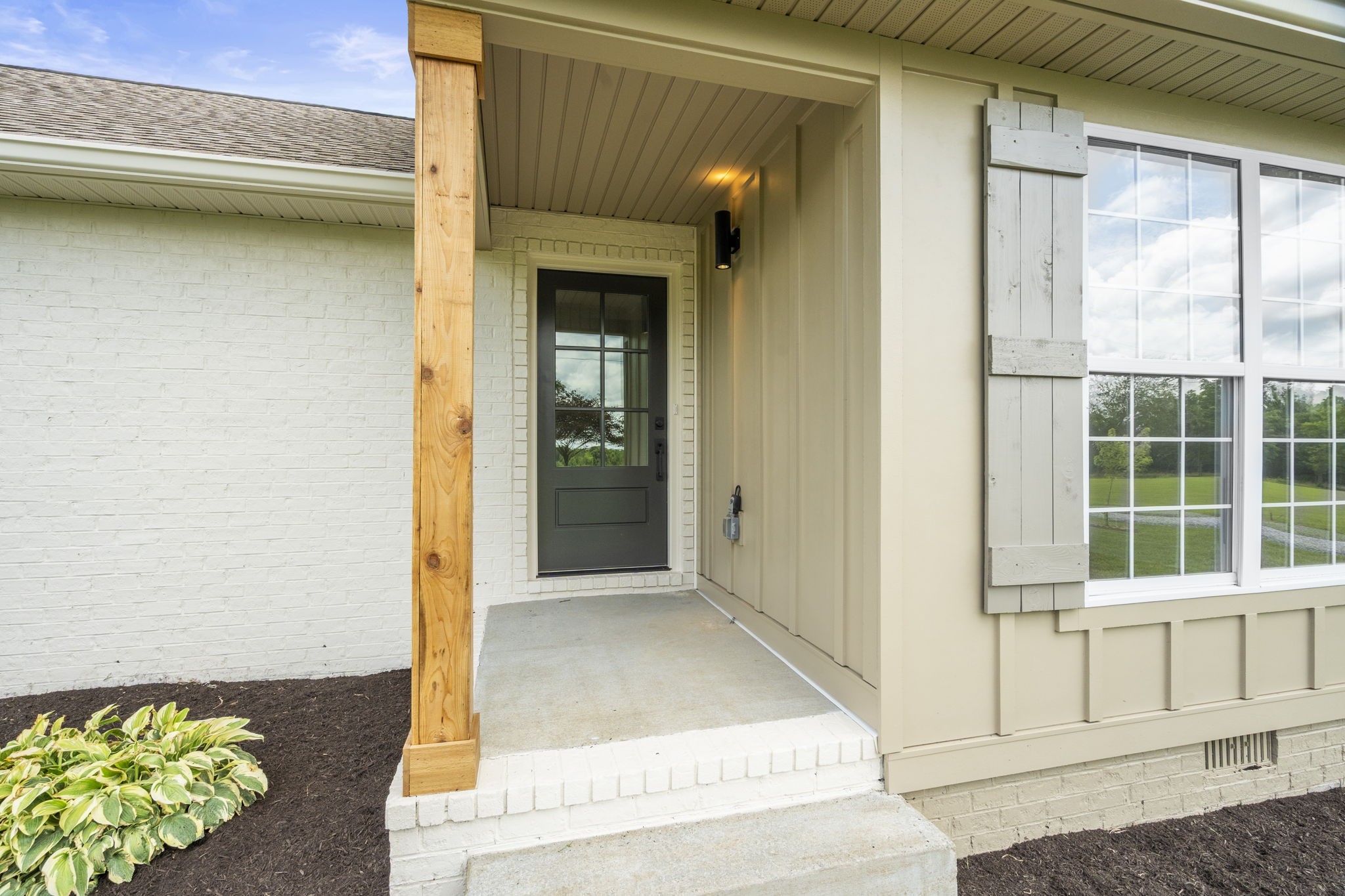 165 Lear Rd