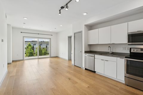 400 Herron Dr 313 Nashville TN 37210