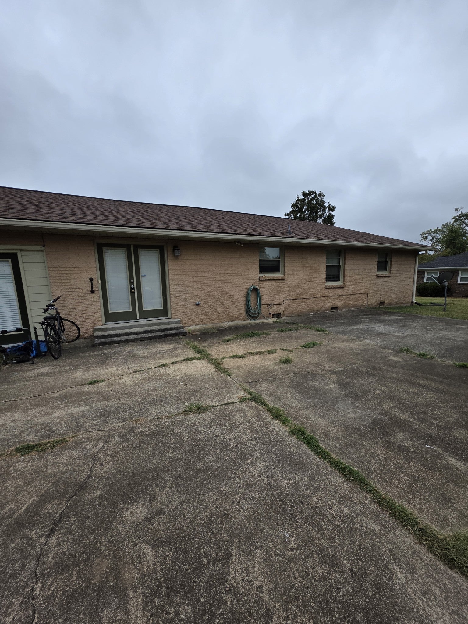 1184 Dalemere Dr B
