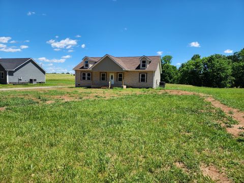 687 Ferguson Hill Rd Lafayette TN 37083