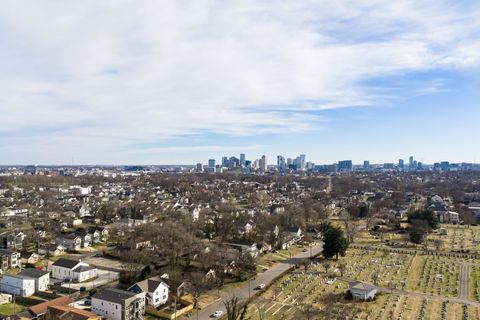 2114 15th Ave N Nashville TN 37208